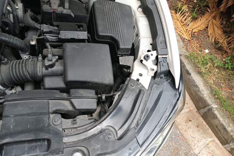Used Mazda Atenza 2020 2.0L Blue Sky Luxury Edition Engine Bay Left