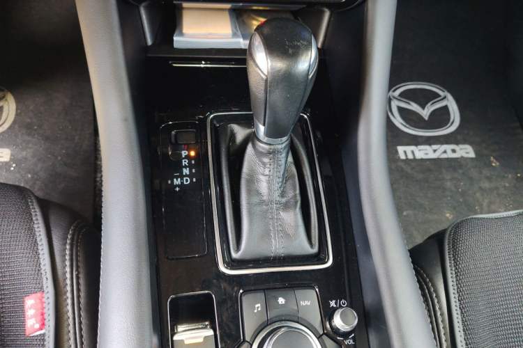 Used Mazda Atenza 2020 2.5L Skyline Sport Edition Gear Lever