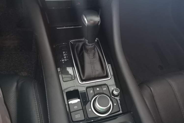 Used Mazda Atenza 2020 2.5L Skyline Sport Edition Gear Lever