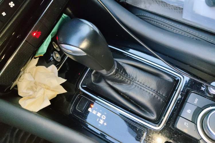 Used Mazda Atenza 2020 2.5L Skyline Sport Edition Gear Lever