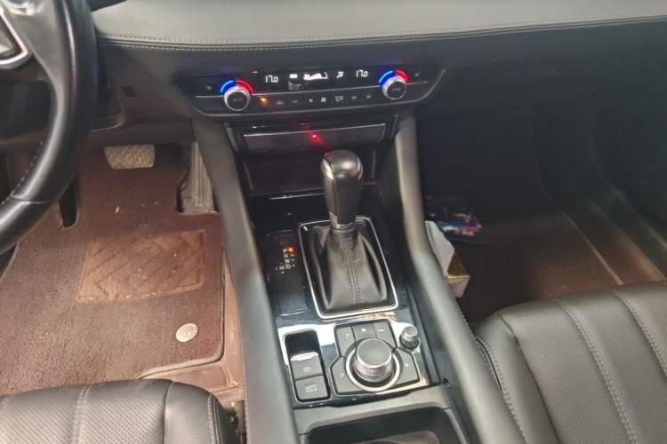 Used Mazda Atenza 2020 2.5L Skyline Sport Edition Gear Lever