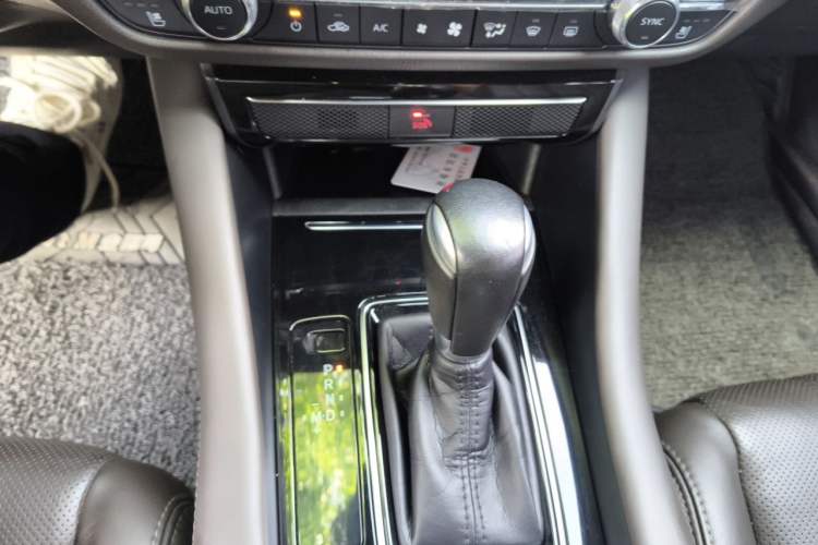 Used Mazda Atenza 2020 2.5L Sky Blue Prestige Edition Gear Lever