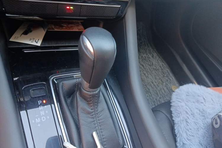 Used Mazda Atenza 2020 2.0L Blue Sky Prestige Edition Gear Lever