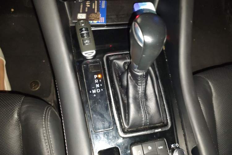 Used Mazda Atenza 2020 2.5L Skyline Sport Edition Gear Lever