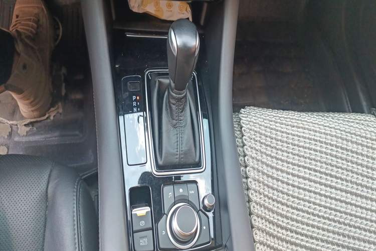 Used Mazda Atenza 2020 2.5L Skyline Sport Edition Gear Lever