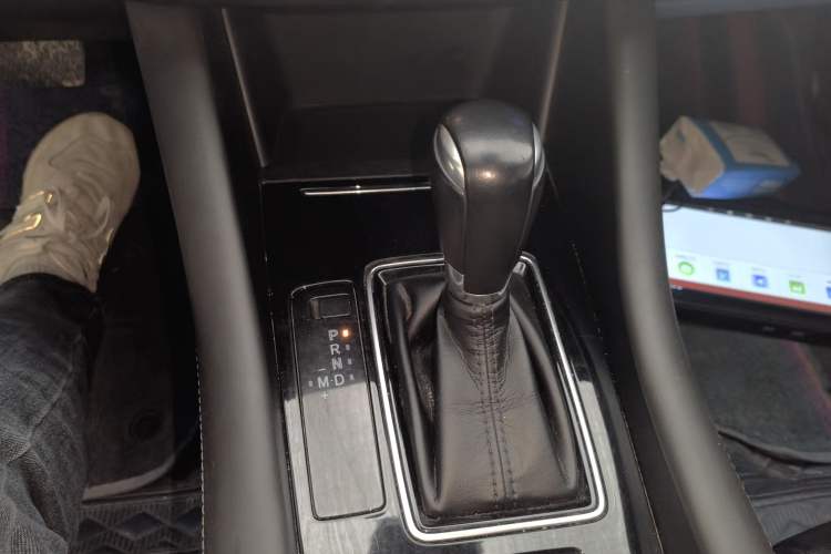 Used Mazda Atenza 2020 2.0L Blue Sky Fashion Edition Gear Lever