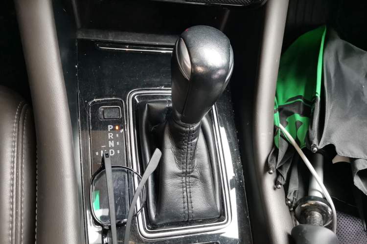 Used Mazda Atenza 2020 2.5L Sky Blue Prestige Edition Gear Lever