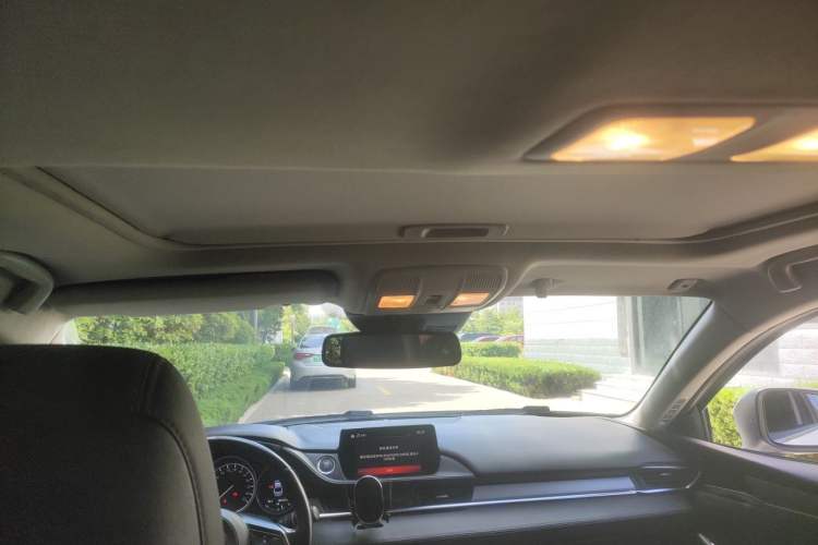 Used Mazda Atenza 2020 2.0L Blue Sky Luxury Edition Headliner