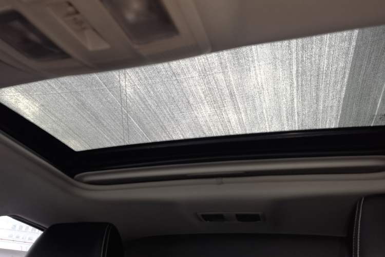 Used Mazda Atenza 2020 2.0L Blue Sky Fashion Edition Headliner