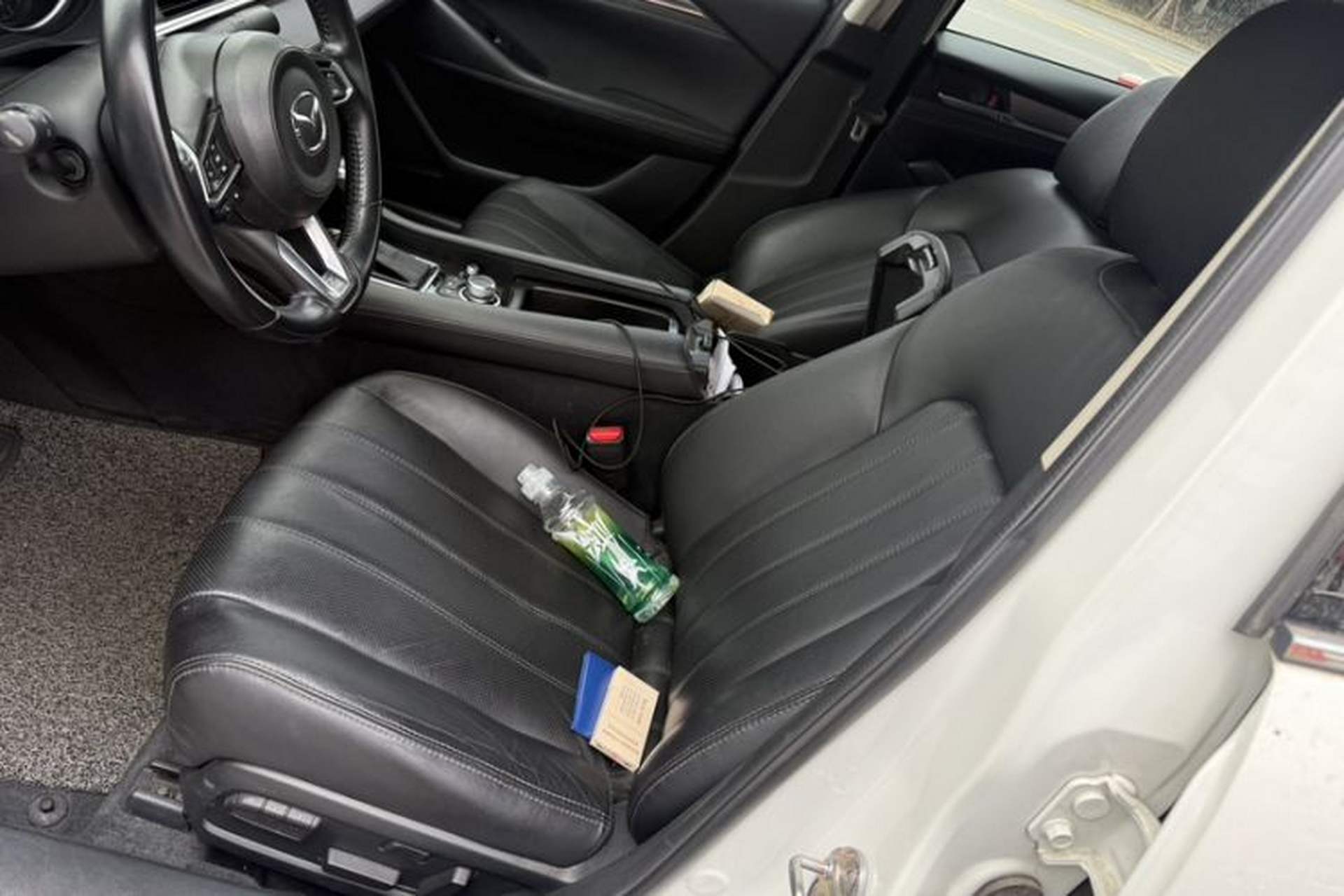 Used Mazda Atenza 2020 2.0L Blue Sky Luxury Edition Interior 2