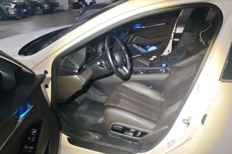 Used Mazda Atenza 2020 2.5L Sky Blue Prestige Edition Interior 3