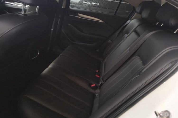 Used Mazda Atenza 2020 2.0L Blue Sky Luxury Edition Interior 4