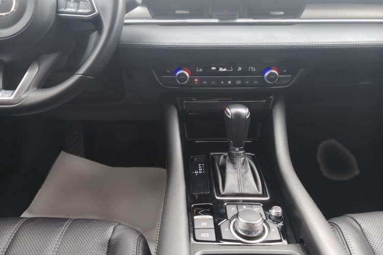 Used Mazda Atenza 2020 2.5L Skyline Sport Edition Interior 5