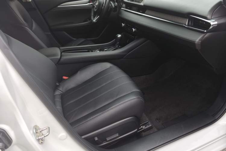 Used Mazda Atenza 2020 2.5L Skyline Sport Edition Interior 6