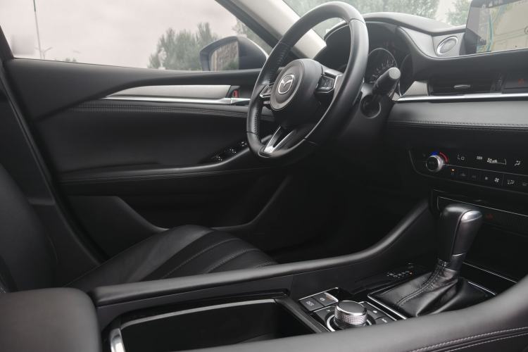 Used Mazda Atenza 2020 2.5L Skyline Sport Edition Interior 7