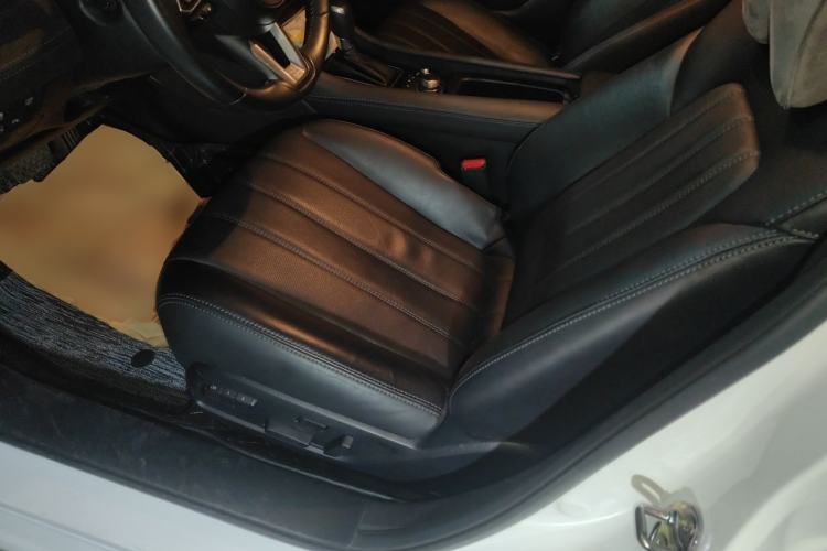 Used Mazda Atenza 2020 2.0L Blue Sky Luxury Edition Left Front Seat