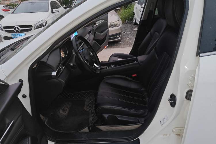 Used Mazda Atenza 2020 2.0L Blue Sky Fashion Edition Left Front Seat