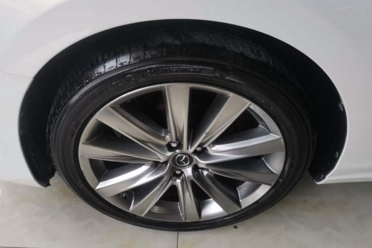Used Mazda Atenza 2020 2.5L Skyline Sport Edition Left Front Wheel Hub