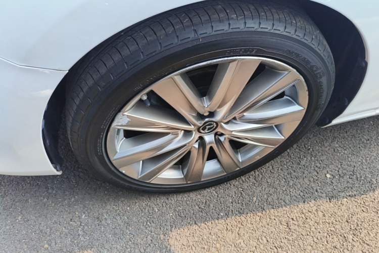 Used Mazda Atenza 2020 2.5L Sky Blue Prestige Edition Left Front Wheel Hub