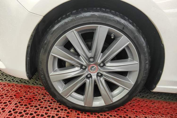 Used Mazda Atenza 2020 2.5L Sky Blue Prestige Edition Left Front Wheel Hub