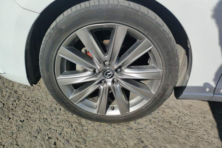 Used Mazda Atenza 2020 2.5L Sky Blue Prestige Edition Left Front Wheel Hub