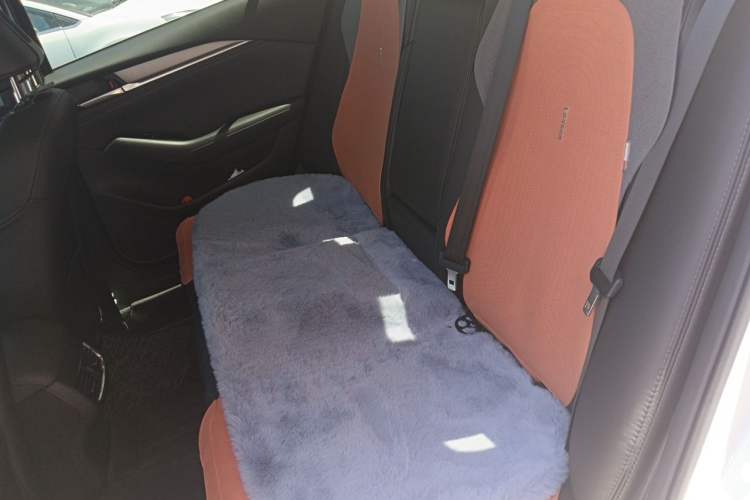 Used Mazda Atenza 2020 2.0L Blue Sky Prestige Edition Left Rear Seat