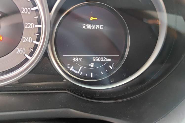 Used Mazda Atenza 2020 2.0L Blue Sky Luxury Edition Odometer Close Up