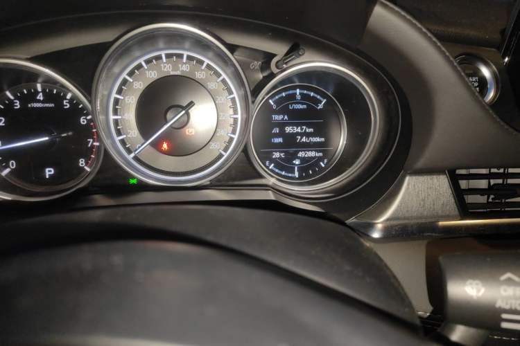 Used Mazda Atenza 2020 2.5L Skyline Sport Edition Odometer Close Up
