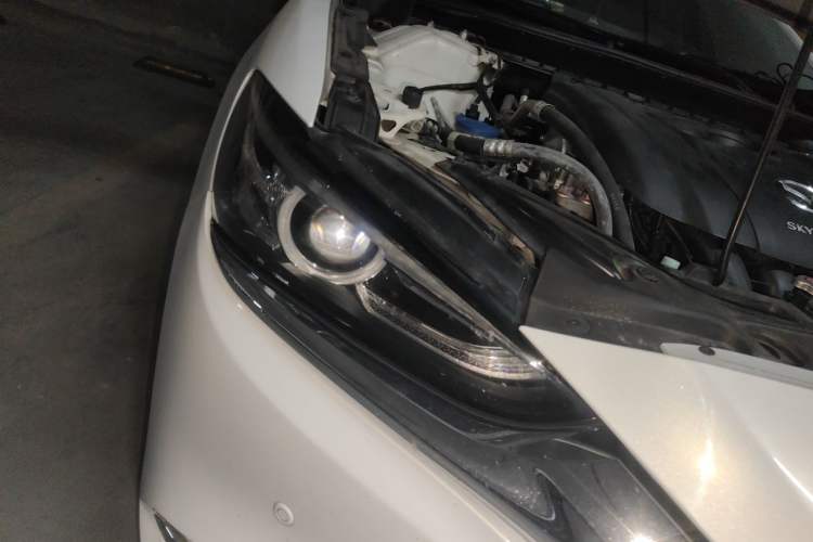 Used Mazda Atenza 2020 2.0L Blue Sky Luxury Edition Right Front Headlight