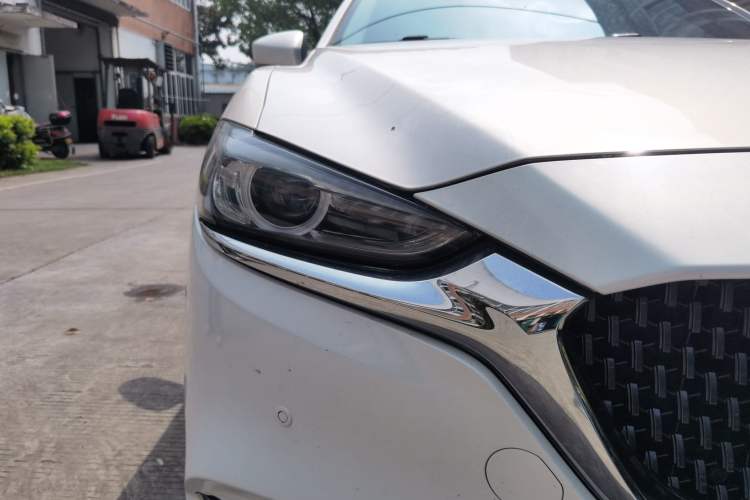 Used Mazda Atenza 2020 2.5L Skyline Sport Edition Right Front Headlight