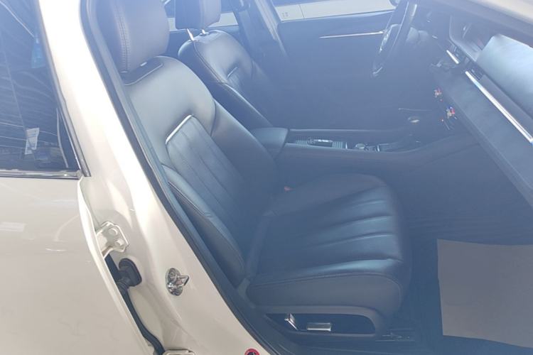 Used Mazda Atenza 2020 2.5L Sky Blue Prestige Edition Right Front Seat