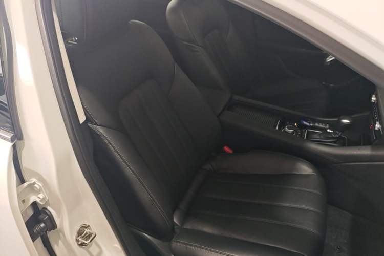 Used Mazda Atenza 2020 2.5L Skyline Sport Edition Right Front Seat