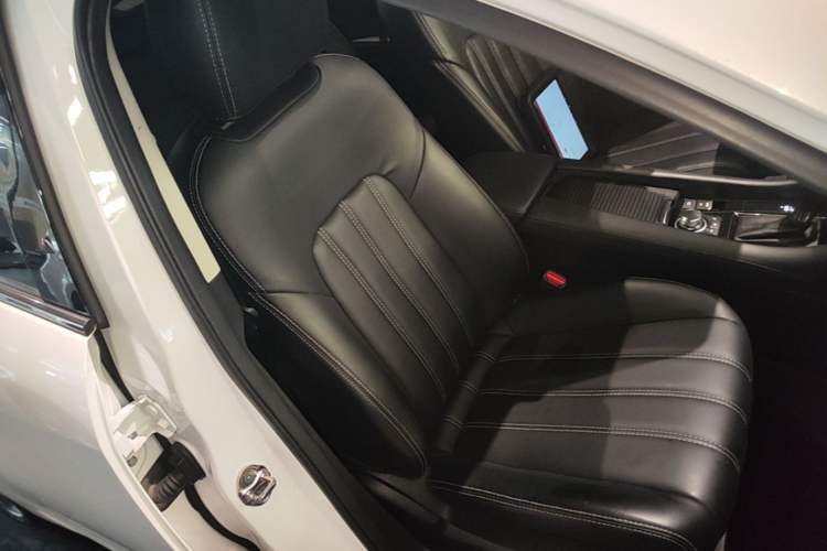 Used Mazda Atenza 2020 2.0L Blue Sky Fashion Edition Right Front Seat