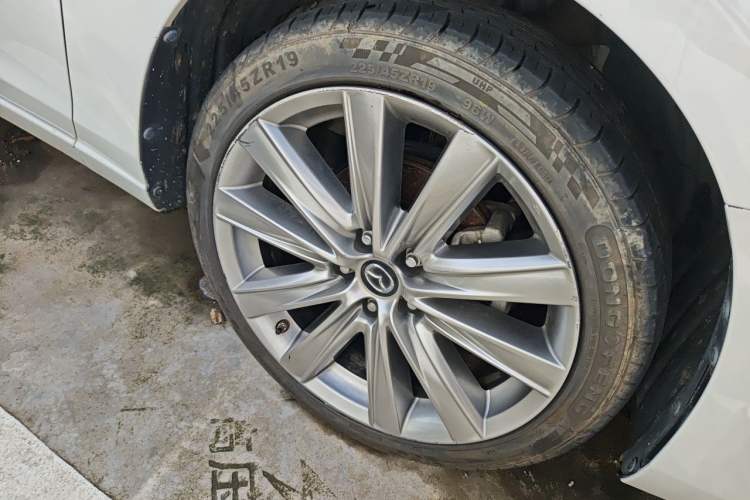 Used Mazda Atenza 2020 2.5L Skyline Sport Edition Right Front Wheel Hub