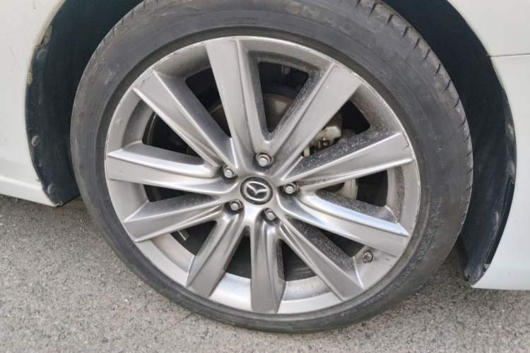 Used Mazda Atenza 2020 2.5L Skyline Sport Edition Right Front Wheel Hub