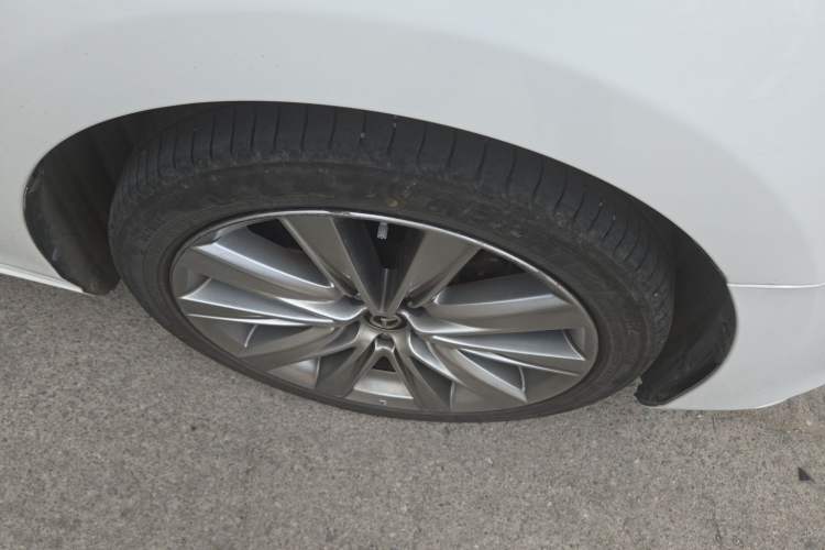 Used Mazda Atenza 2020 2.5L Sky Blue Prestige Edition Right Front Wheel Hub