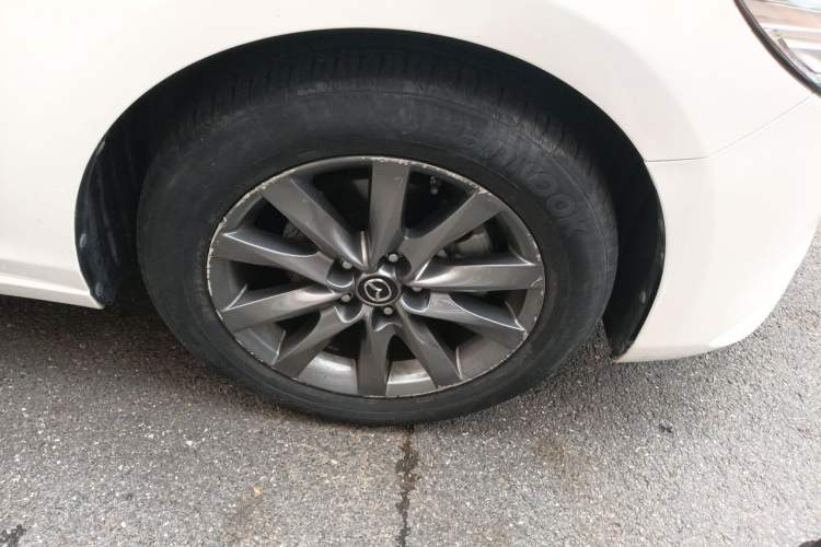 Used Mazda Atenza 2020 2.0L Blue Sky Luxury Edition Right Front Wheel Hub