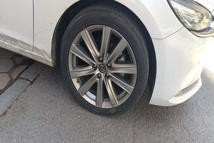Used Mazda Atenza 2020 2.5L Skyline Sport Edition Right Front Wheel Hub
