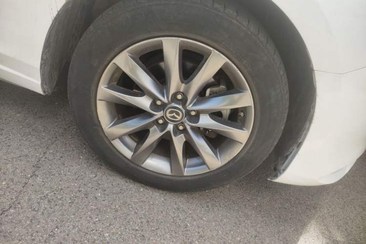 Used Mazda Atenza 2020 2.0L Blue Sky Luxury Edition Right Front Wheel Hub