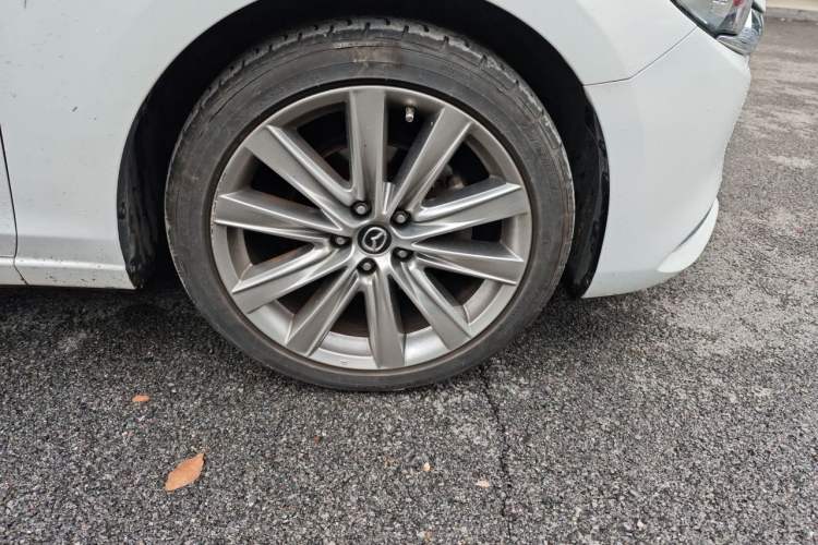 Used Mazda Atenza 2020 2.5L Skyline Sport Edition Right Front Wheel Hub