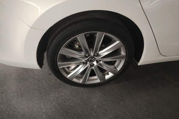 Used Mazda Atenza 2020 2.5L Skyline Sport Edition Right Rear Wheel Hub