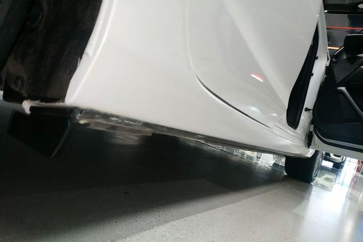 Used Mazda Atenza 2020 2.5L Skyline Sport Edition Right Side Sill