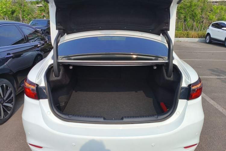 Used Mazda Atenza 2020 2.5L Sky Blue Prestige Edition Trunk