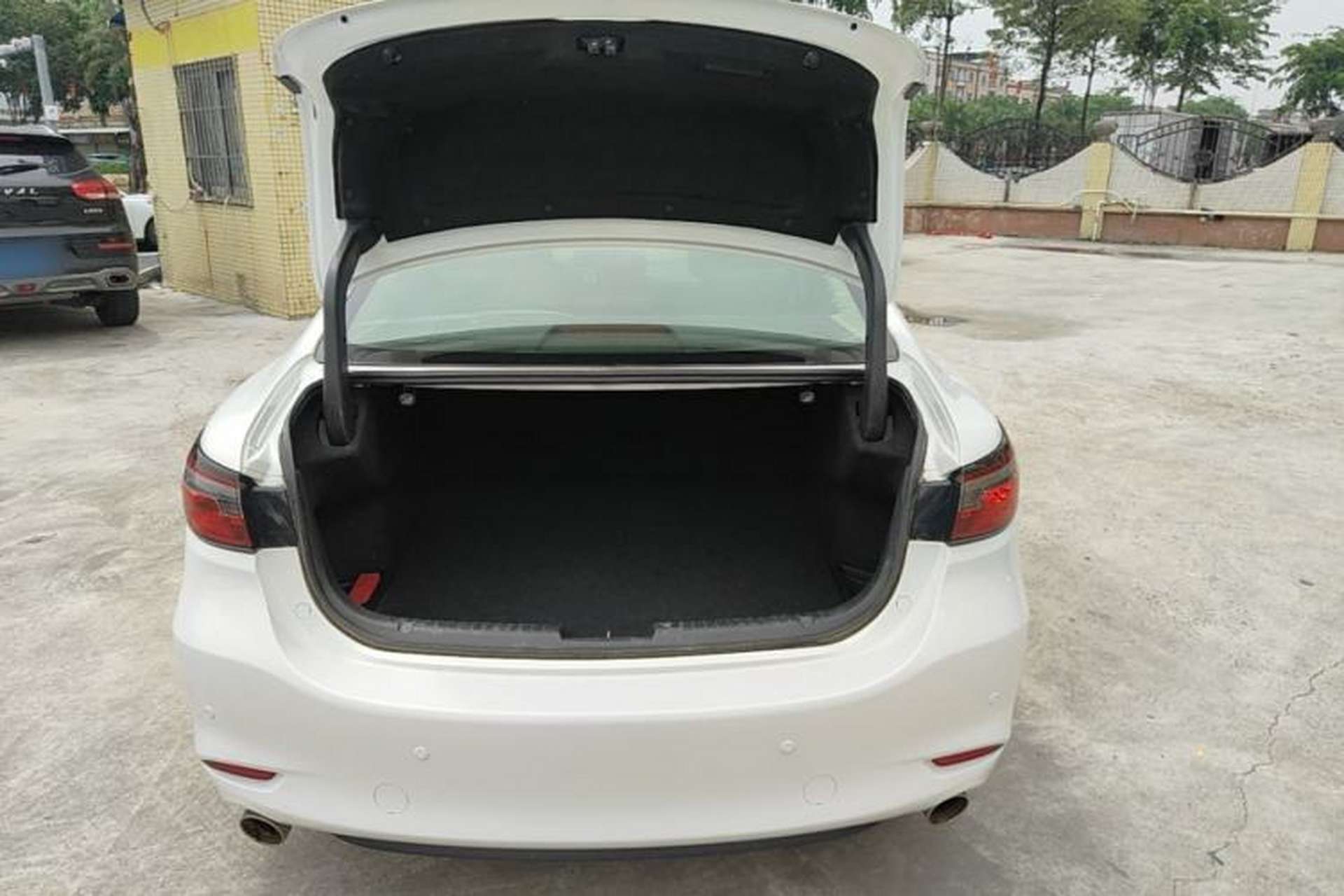 Used Mazda Atenza 2020 2.5L Skyline Sport Edition Trunk