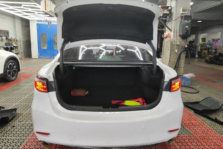 Used Mazda Atenza 2020 2.5L Sky Blue Prestige Edition Trunk