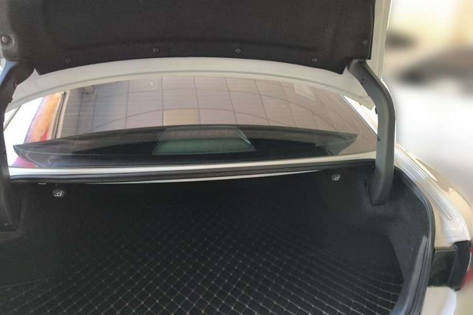 Used Mazda Atenza 2020 2.0L Blue Sky Fashion Edition Trunk