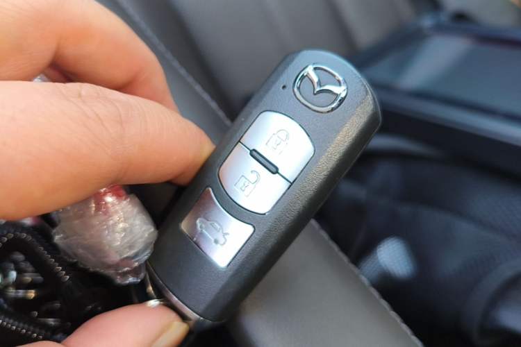 Used Mazda Atenza 2020 2.5L Sky Blue Prestige Edition Vehicle Key