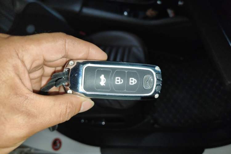 Used Mazda Atenza 2020 2.5L Sky Blue Prestige Edition Vehicle Key