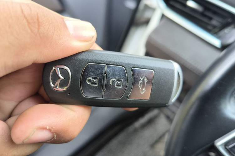 Used Mazda Atenza 2020 2.5L Sky Blue Prestige Edition Vehicle Key