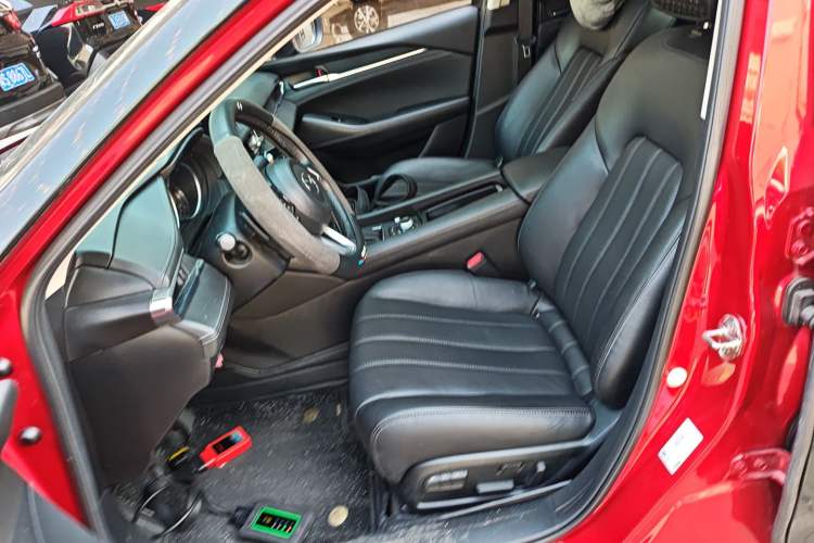 Used Mazda Atenza 2021 2.5L Sky Blue Sport Edition Left Front Seat